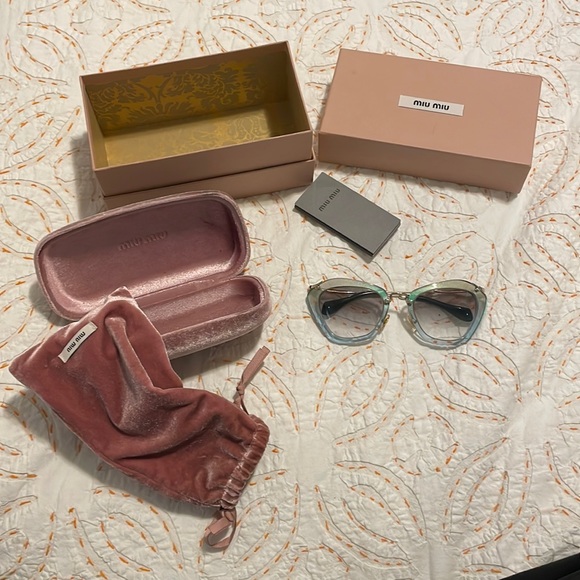 Authentic Y2K MiuMiu Cat Eye Sunglasses with glitter aqua blue frames - Picture 1 of 4